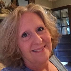 Meet your Posher, Debbie